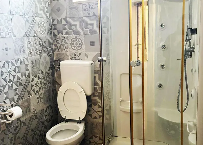 La Bottaia De' Roveri Bed & Breakfast 3*