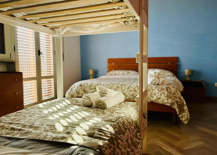 Bed and Breakfast La Bottaia De' Roveri 3*