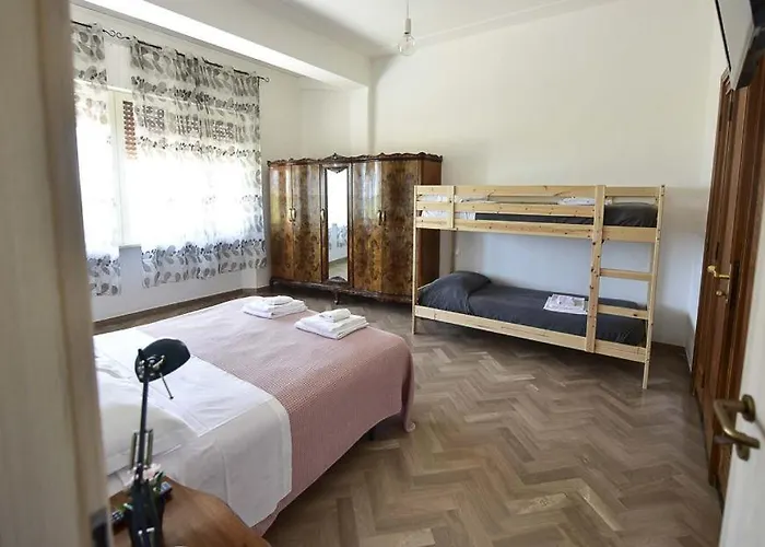 La Bottaia De' Roveri 3*